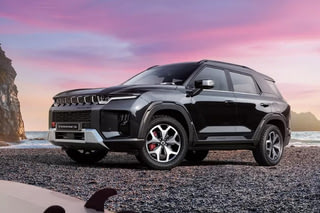 Фото экстерьера KGM Torres №4