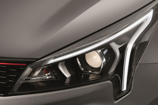 Фото экстерьера Kia Rio X (Solaris KRX) №13