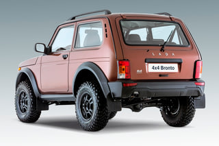 Фото экстерьера LADA Niva Бронто №19