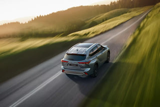 Фото экстерьера TOYOTA Highlander №5