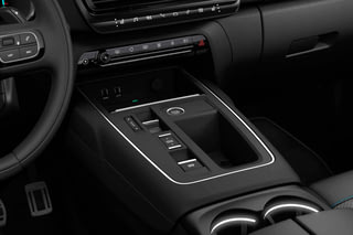 Фото интерьера CITROEN C5 Aircross New №5