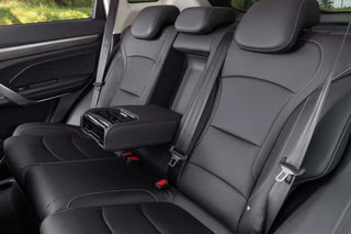 Фото интерьера GEELY Belgee X70 NEW №7