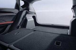 Фото интерьера GEELY Coolray Новый №5
