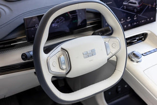 Фото интерьера GEELY EX5 №4