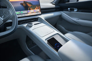 Фото интерьера GEELY EX5 №7