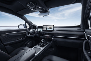 Фото интерьера GEELY Okavango №1