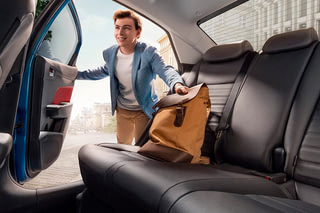 Фото интерьера HYUNDAI Solaris (Solaris HS) №4