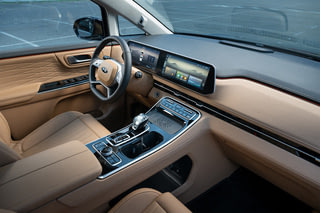 Фото интерьера JAC RF8 №3