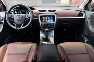 Фото интерьера JAC T8 №1