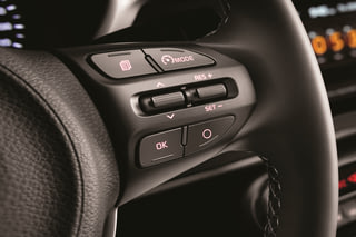 Фото интерьера Kia Rio X (Solaris KRX) №3