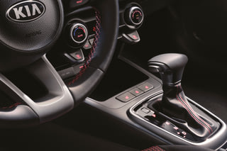 Фото интерьера Kia Rio X (Solaris KRX) №12