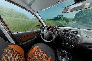 Фото интерьера LADA Granta Cross №2