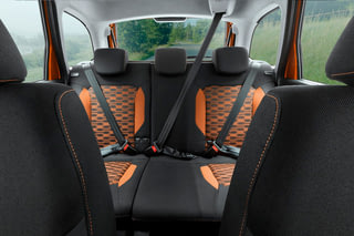 Фото интерьера LADA Granta Cross №3