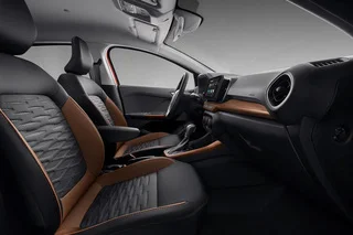 Фото интерьера LADA Iskra SW Cross №6