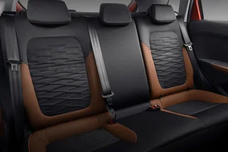 Фото интерьера LADA Iskra SW Cross №10