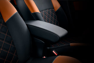 Фото интерьера LADA Largus универсал №8