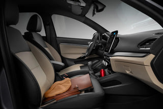 Фото интерьера LADA Vesta №2