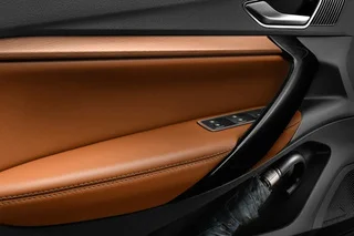 Фото интерьера LADA Vesta SW Cross №8