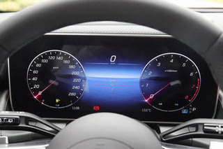 Фото интерьера Mercedes-Benz GLC L №3