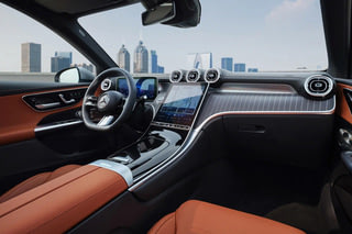 Фото интерьера Mercedes-Benz GLC L №4