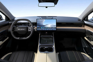 Фото интерьера SOUEAST S06 №1