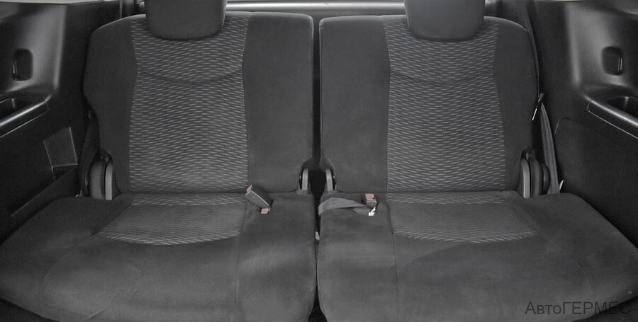 Фото NISSAN Serena IV (C26) с пробегом | №13