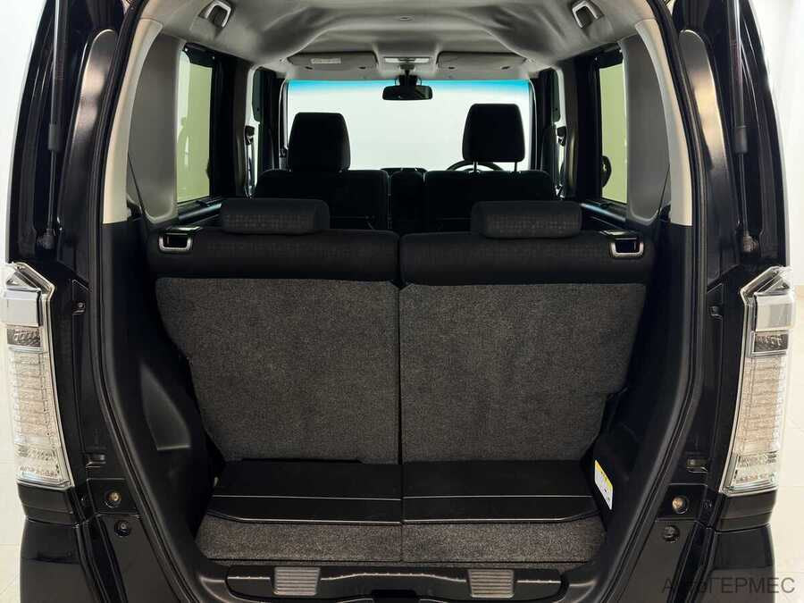 Фото Honda N-Box I Рестайлинг с пробегом | №11