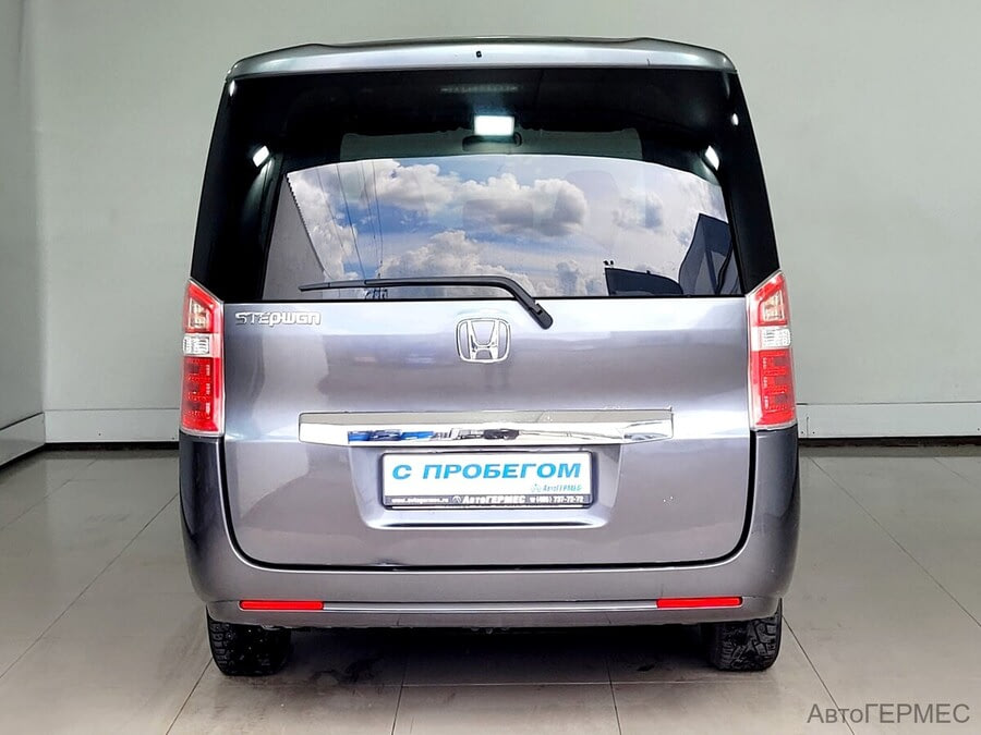 Фото Honda Stepwgn IV Рестайлинг с пробегом | №3