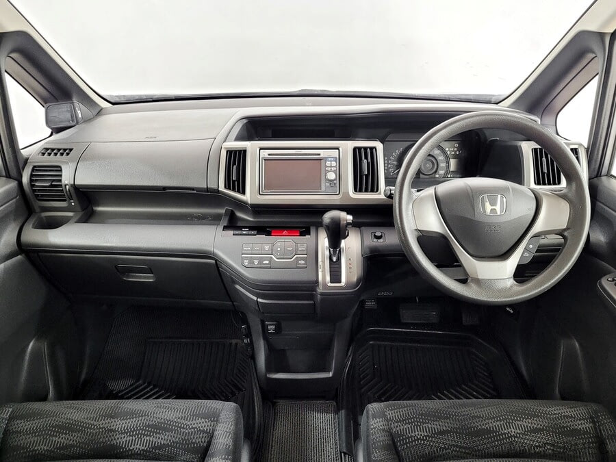 Фото Honda Stepwgn IV Рестайлинг с пробегом | №5