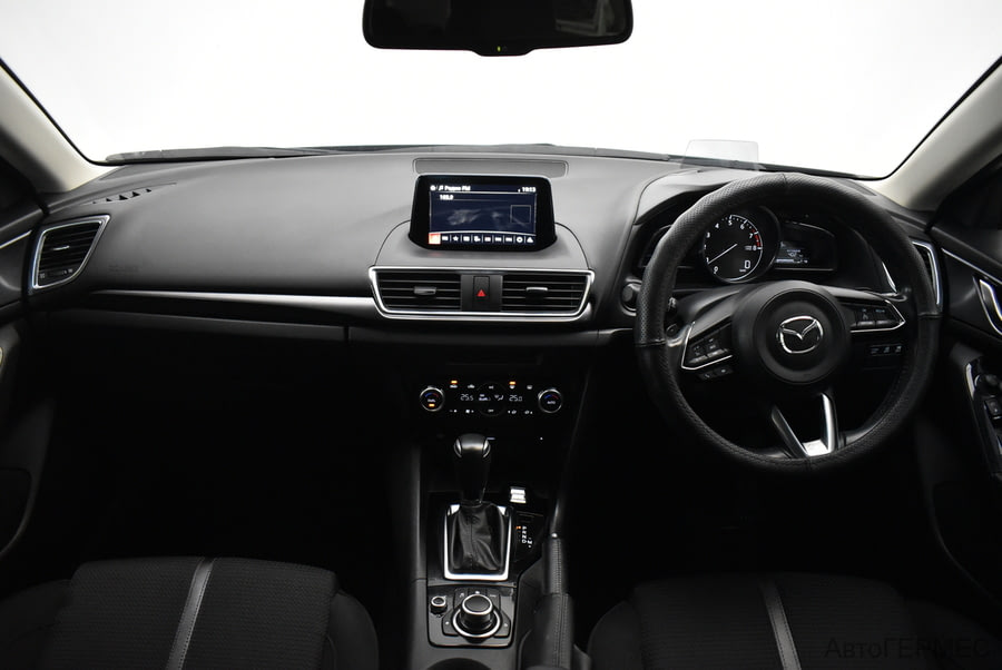 Фото MAZDA Axela III Рестайлинг с пробегом | №5