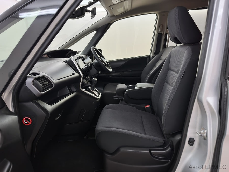 Фото NISSAN Serena V (C27) с пробегом | №12