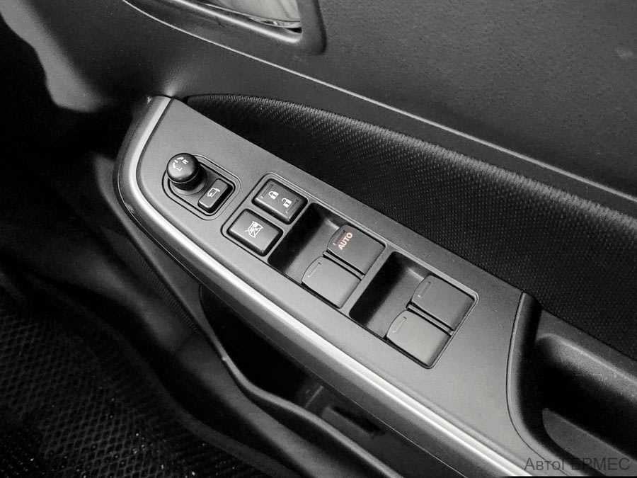 Фото SUZUKI Swift V с пробегом | №10