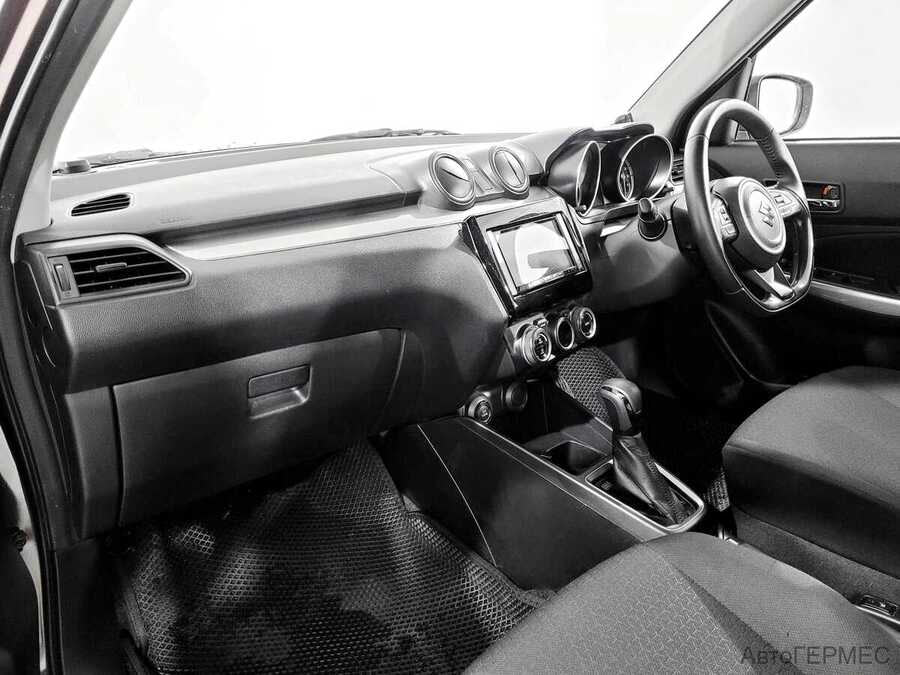 Фото SUZUKI Swift V с пробегом | №11 Фото SUZUKI Swift V с пробегом | №11