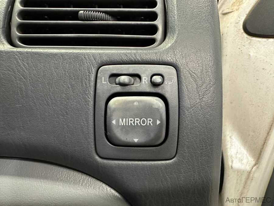 Фото TOYOTA Raum I с пробегом | №8