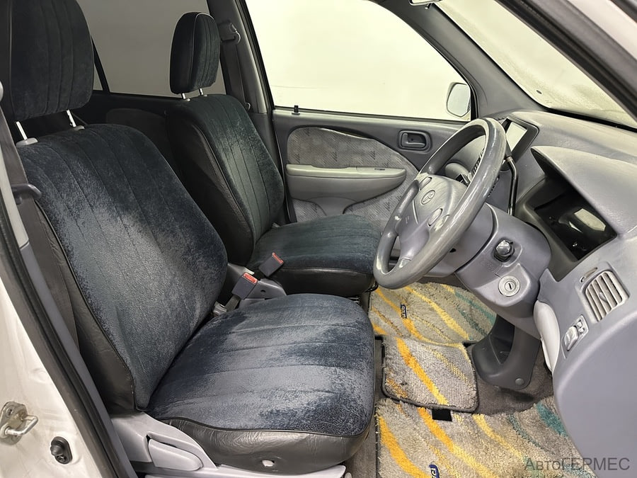 Фото TOYOTA Raum I с пробегом | №10