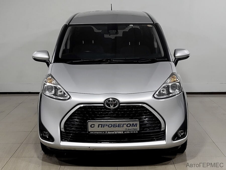 Фото TOYOTA Sienta II Рестайлинг с пробегом | №2