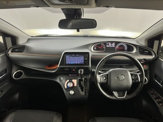 Фото TOYOTA Sienta II Рестайлинг с пробегом Фото TOYOTA Sienta II Рестайлинг с пробегом