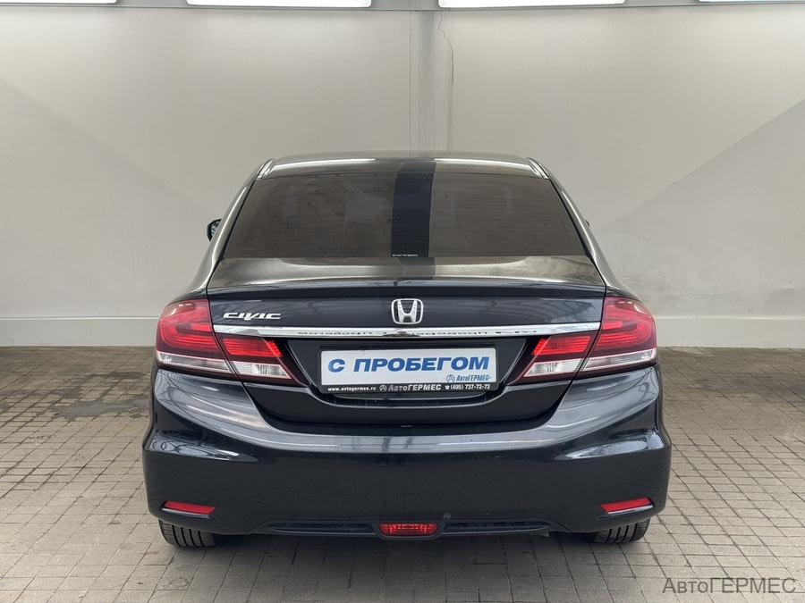 Фото Honda Civic IX Рестайлинг с пробегом | №3