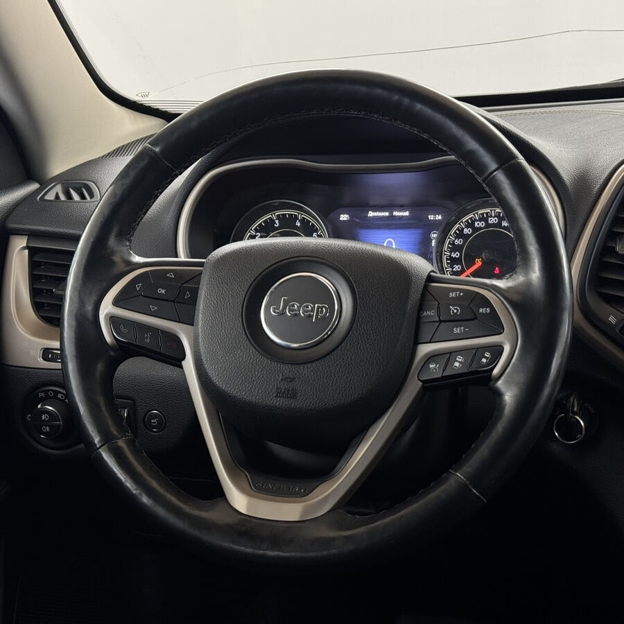 Фото Jeep Cherokee V (KL) с пробегом | №9