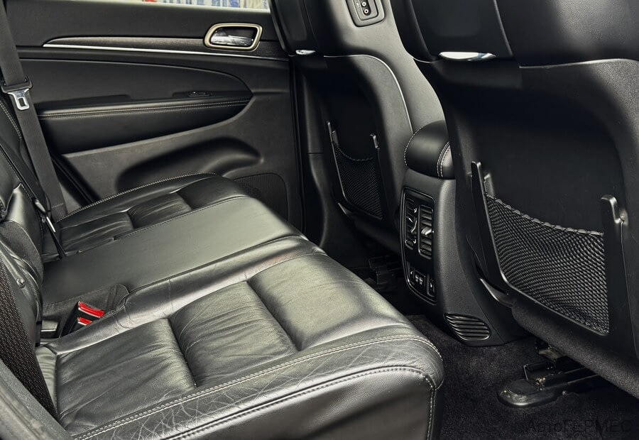 Фото Jeep Grand Cherokee IV (WK2) Рестайлинг с пробегом | №15