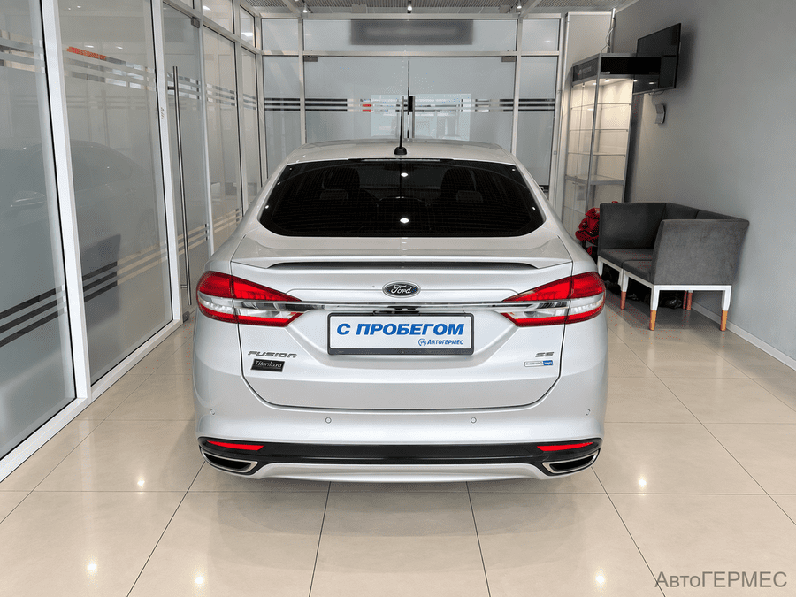 Фото Ford Fusion (North America) II Рестайлинг с пробегом | №3