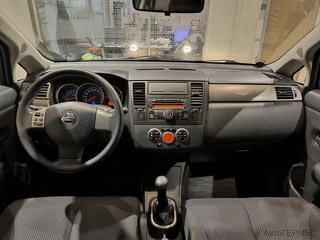Фото NISSAN Tiida I Рестайлинг с пробегом