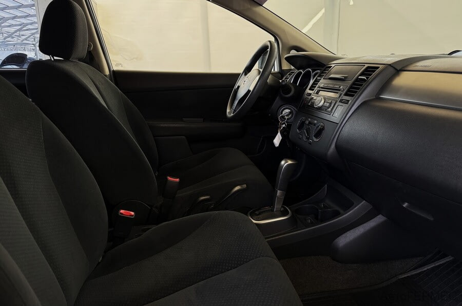 Фото NISSAN Tiida I Рестайлинг с пробегом | №10