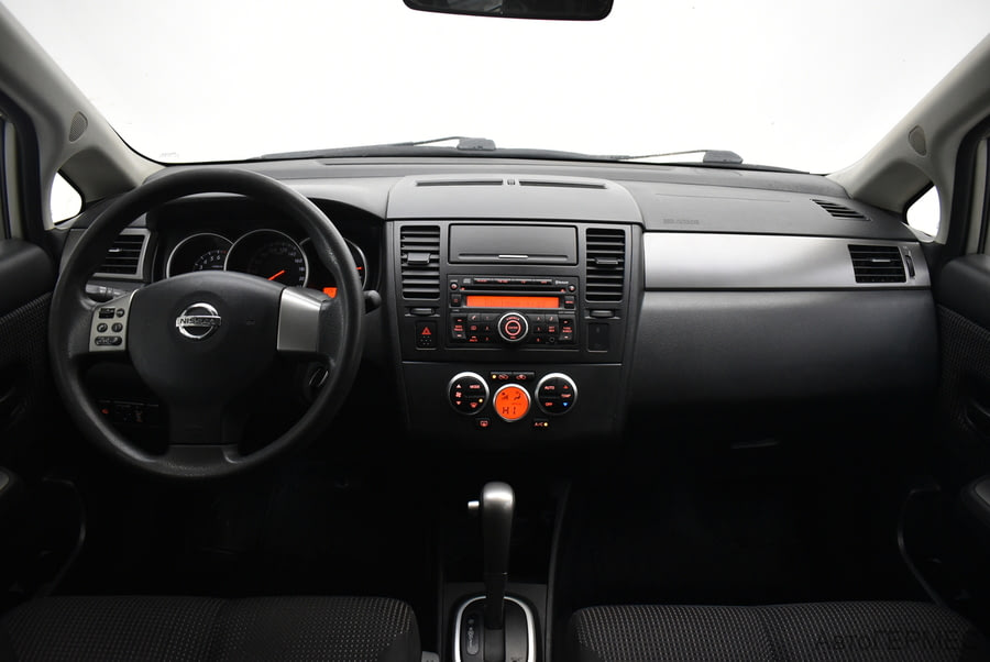 Фото NISSAN Tiida I Рестайлинг с пробегом | №5