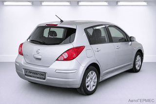 Фото NISSAN Tiida I Рестайлинг с пробегом