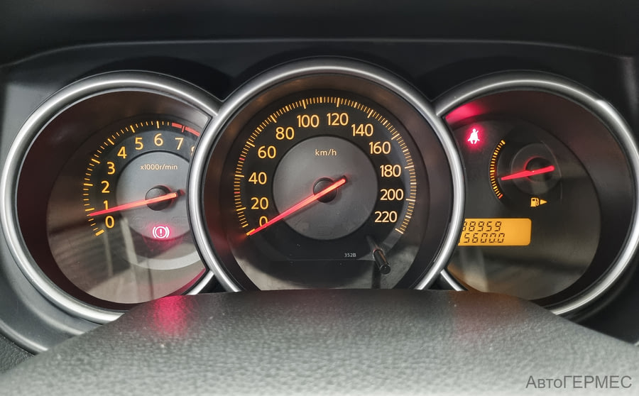 Фото NISSAN Tiida I с пробегом | №7