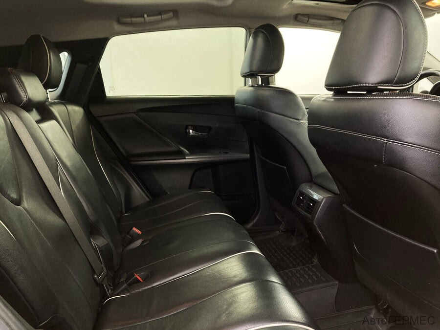 Фото TOYOTA Venza I Рестайлинг с пробегом | №16