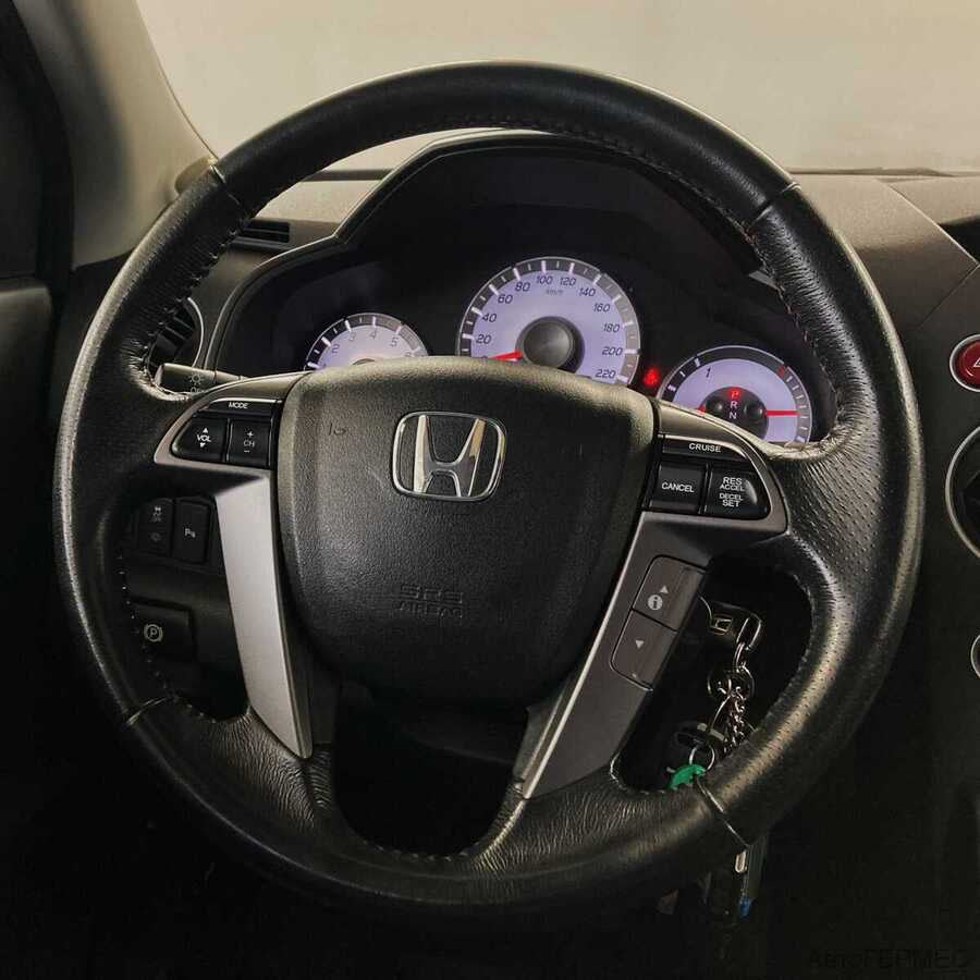 Фото Honda Pilot II Рестайлинг с пробегом | №8 Фото Honda Pilot II Рестайлинг с пробегом | №8