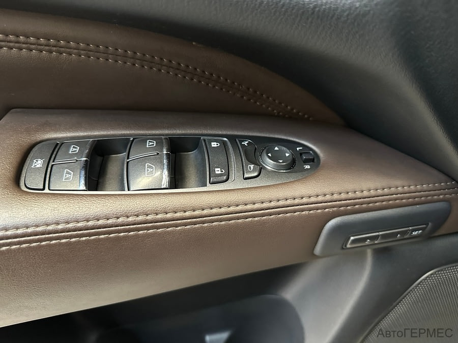 Фото INFINITI Jx I с пробегом | №12