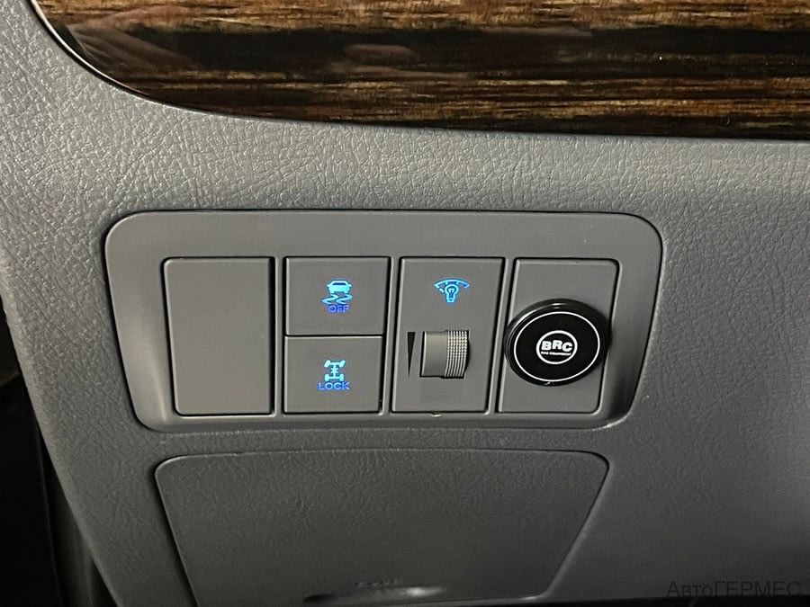 Фото HYUNDAI Santa Fe II Рестайлинг с пробегом | №9 Фото HYUNDAI Santa Fe II Рестайлинг с пробегом | №9